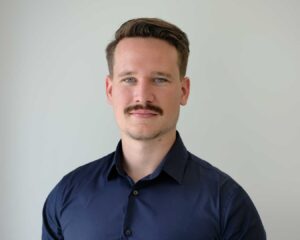 Portrait Luzian Brusa Geschäftsführer Bauunternehmung und Planung