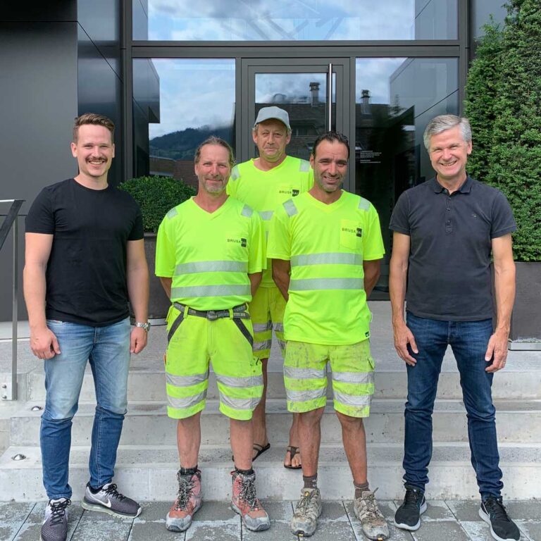Bild der Jubilaren mit Luzian und Karl Brusa