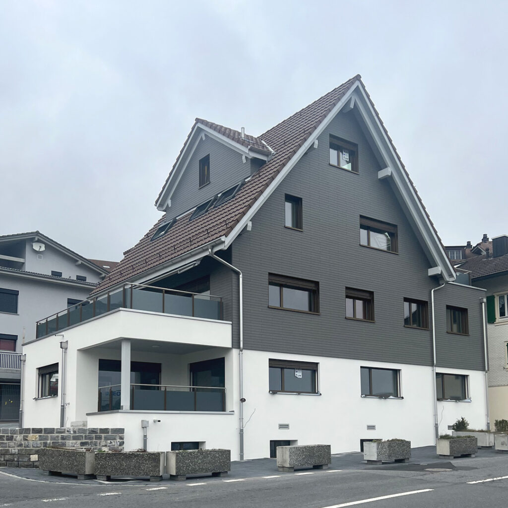 Mehrfamilienhaus Sattelstrasse