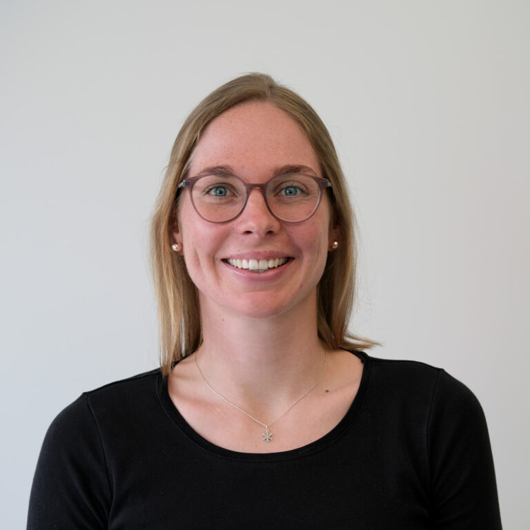 Portrait von Tanja Betschart, Architektin und Bauleiterin bei Brusa Bau